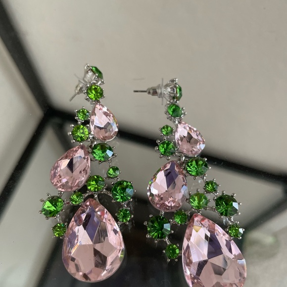 Pink and green rhinestone earrings - Picture 2 of 11